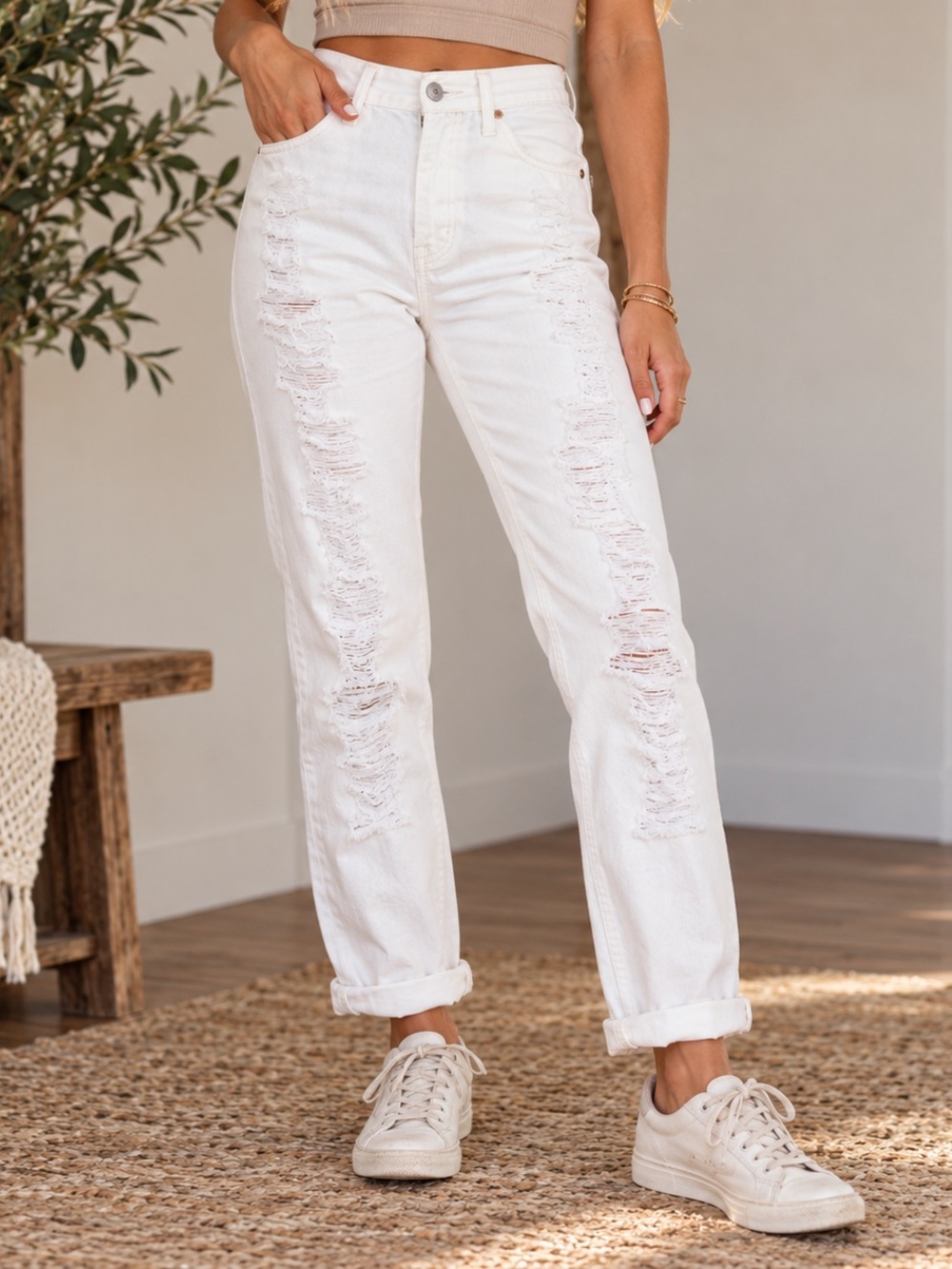 Vintage Levi’s White High Waisted Distressed Jeans Size 26 Raw Denim